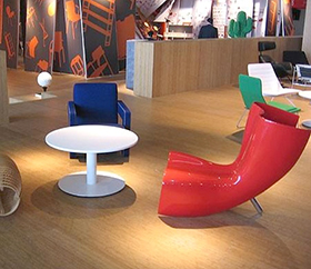 玻璃鋼雕塑制作后期的色彩處理需要注意那些事項？